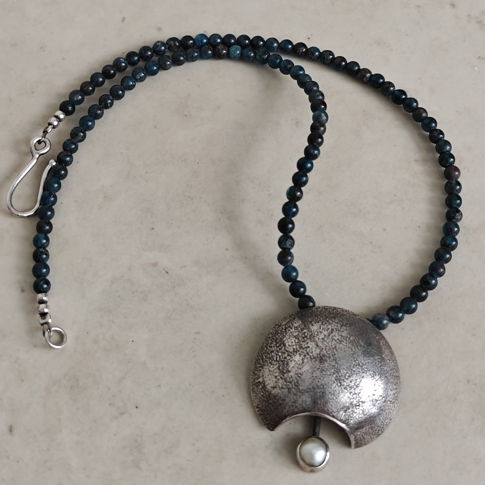 Modernist Sterling Silver and Genuine Apatite Beads Necklace Signed - Picture 2 of 15
